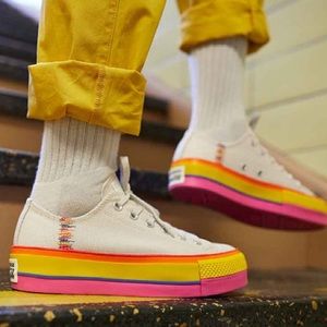 Converse 564992C Womens Canvas Platform in White Multi Rainbow Pink Yellow white